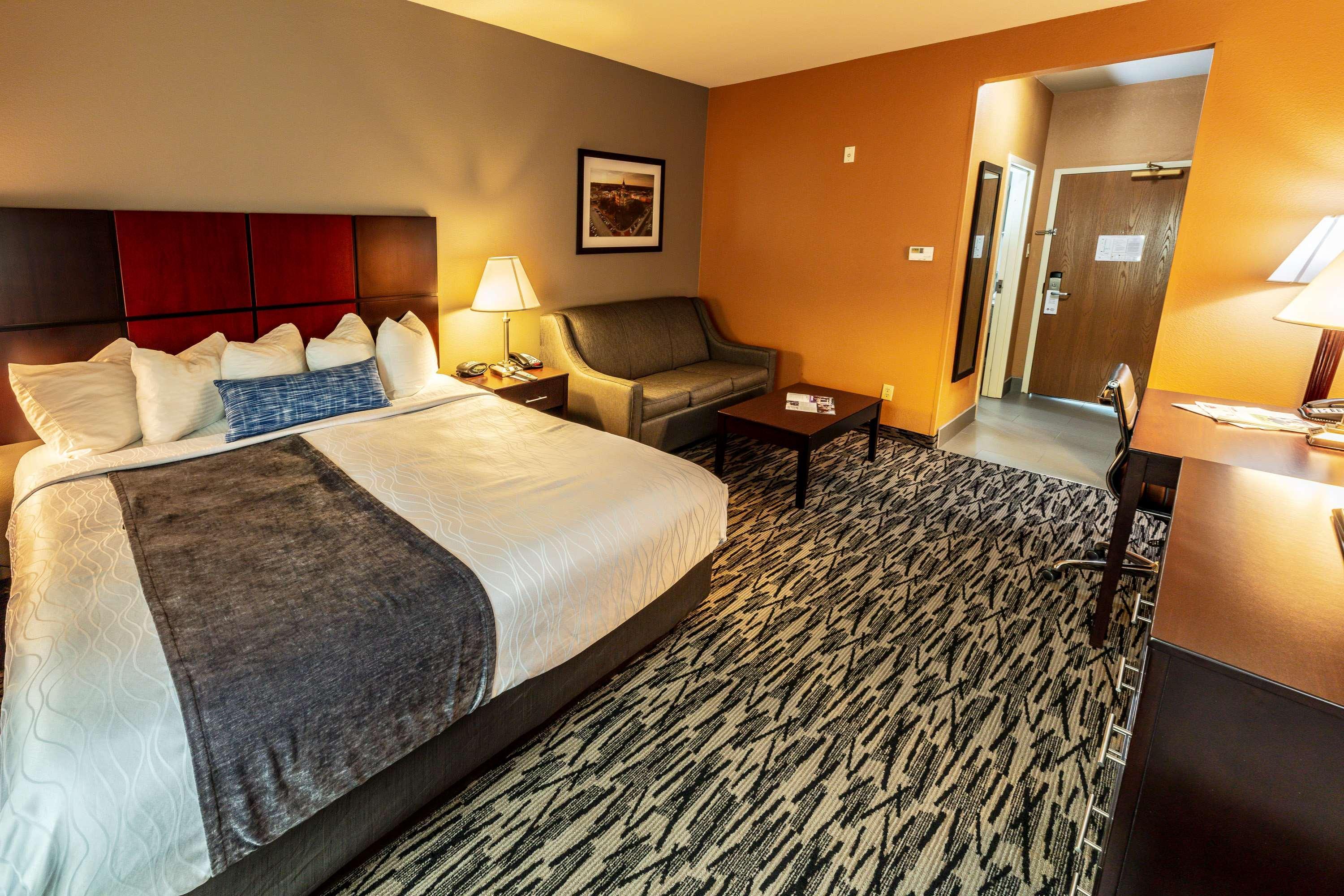 Best Western Plus Denton Inn & Suites Екстер'єр фото