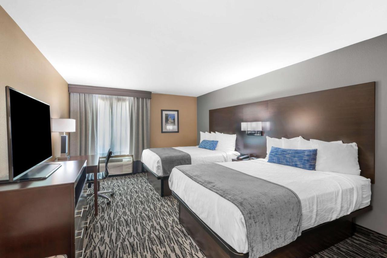 Best Western Plus Denton Inn & Suites Екстер'єр фото