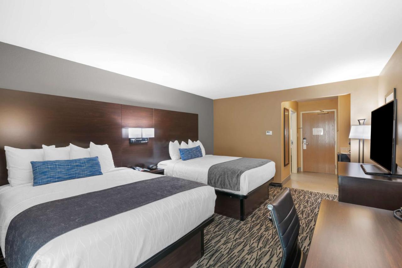 Best Western Plus Denton Inn & Suites Екстер'єр фото