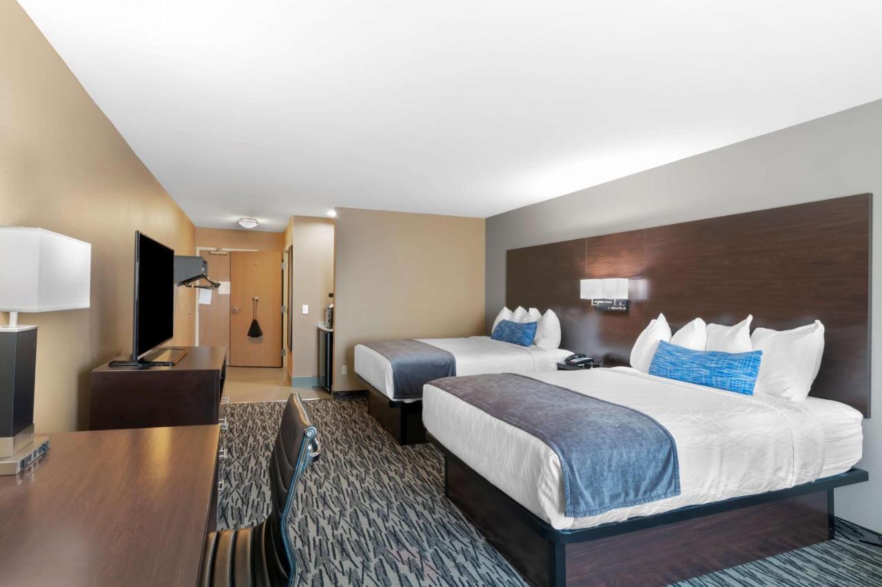 Best Western Plus Denton Inn & Suites Екстер'єр фото
